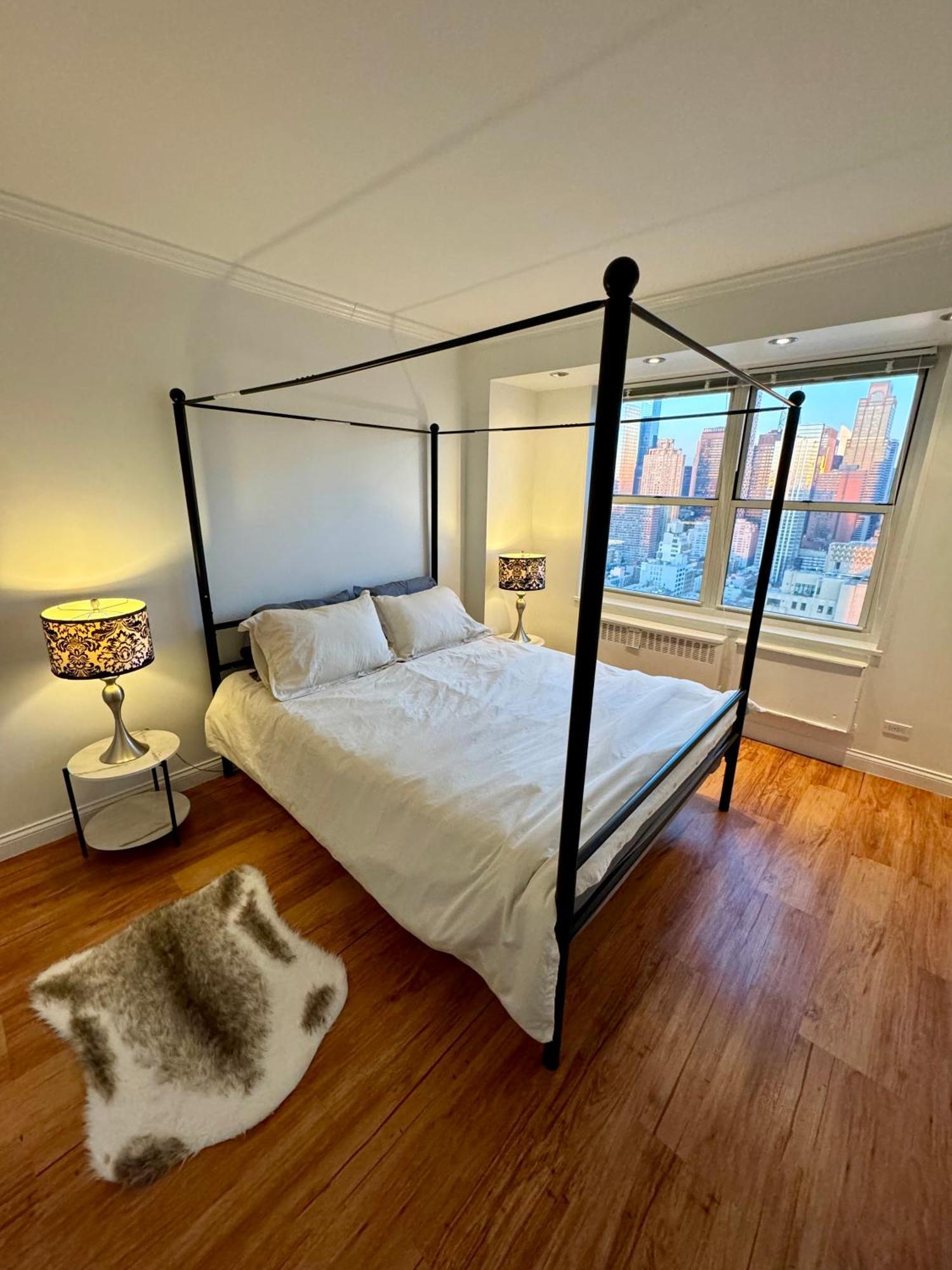 Midtown High Floor Fantastic Panoramic View Corner 2 Bedroom Apartamento *