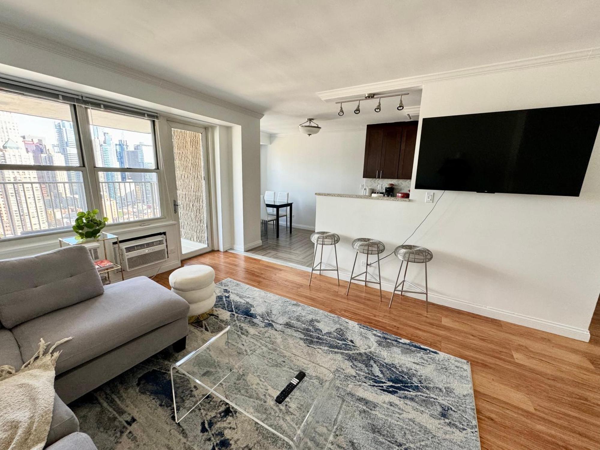 Midtown High Floor Fantastic Panoramic View Corner 2 Bedroom * Nueva York